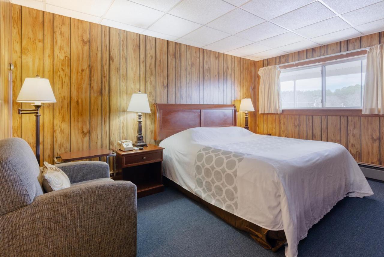 Knob Hill Motor Lodge Hillsville Exterior photo